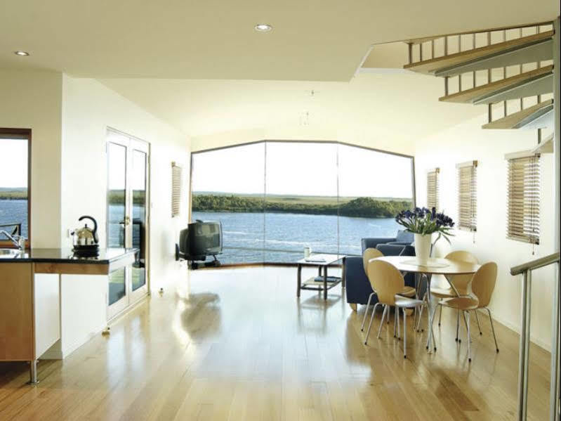 Wheelhouse Apartments Strahan Kültér fotó