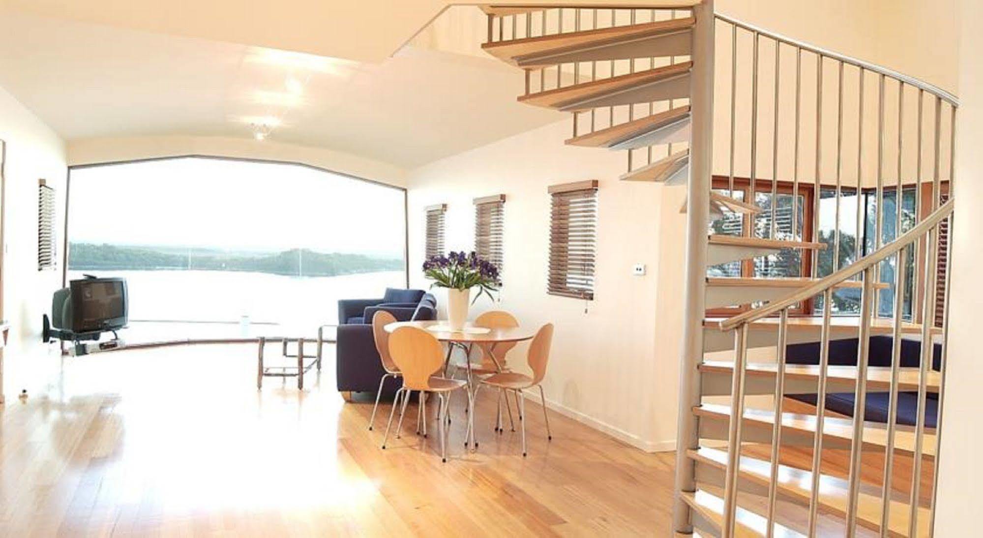 Wheelhouse Apartments Strahan Kültér fotó
